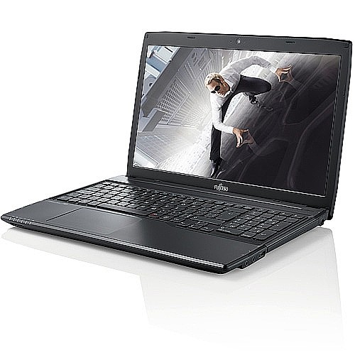 ���� ���� 15.6" Fujitsu AH544-225 I7-4702M 4GB 750GB