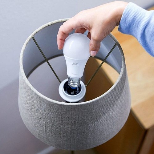 ��� ����� LED ����� ���� WIZ ���� ��� SMART BULB 8W A60 E27 TW 2PF
