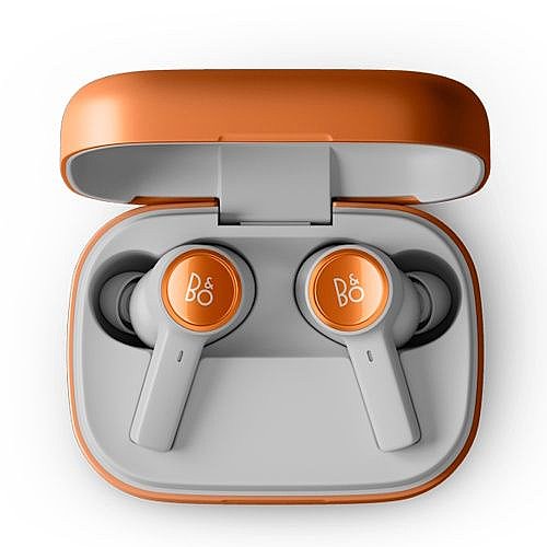 ������� IN-EAR �������� BANG & OLUFSEN ���� ��� ������� ��� BEOPLAY ELEVEN