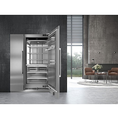 ����� �������� 45 �"� ���� LIEBHERR ����� MONOLITH ��� EGN9171 NOFROST