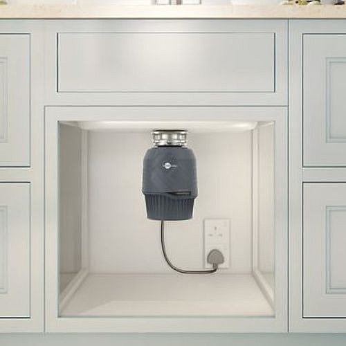 ���� ���� INSINKERATOR ��� EVOLUTION 750SR