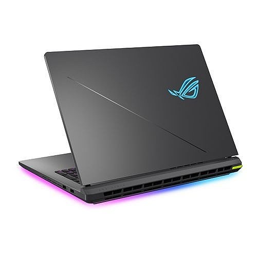 ���� ���� ������� 18" ROG STRIX G18 ���� ��� G815LM-S9015W