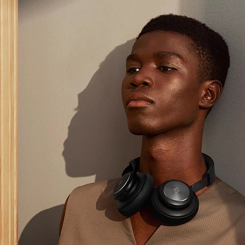 ������� OVER-EAR �������� ���� BANG & OLUFSEN ���� ��� ������� ��� BEOPLAY H4 ��� ���