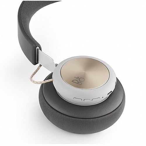������� ON-EAR �������� ���� B&O �� ��� �� ��� Beoplay H4 Bluetooth