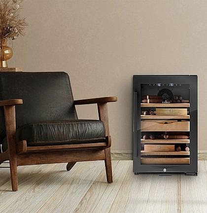 ���� ������ CASO ���� ��� HUMIDOR H45