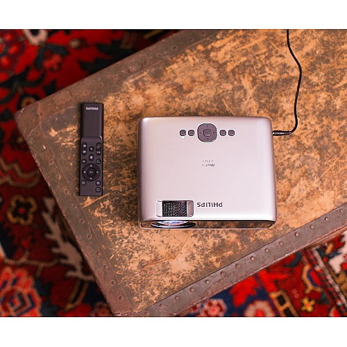 ���� ���� FULL-HD �� WIFI �-BLUETOOTH���� PHILIPS ������ ��� NEOPIX ULTRA 2 NPX642