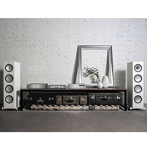 ��� ������� ������� KEF ��� Q950