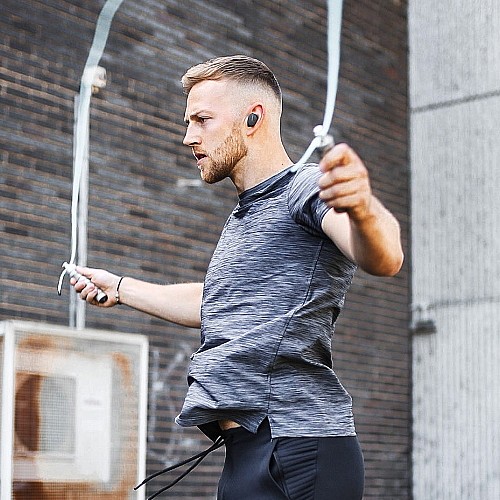 ������� ����� �������� TWS ���� BOSE ���� ��� SPORT EARBUDS