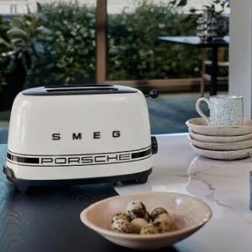 ���� 2 ������ SMEG TSF01PCWEU ���� �����