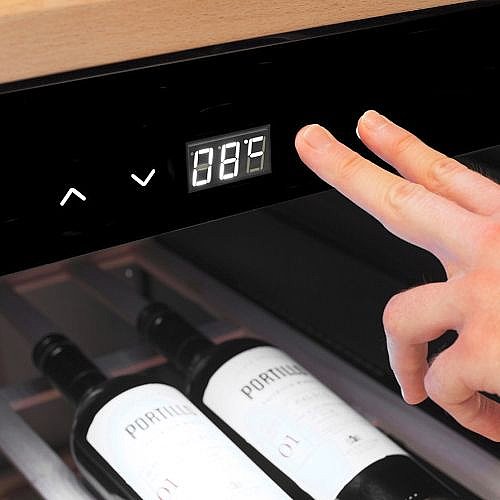 ���� ��� ��� ������ ����� 66 ������� CASO ���� ��� WINECOMFORT 660 SMART
