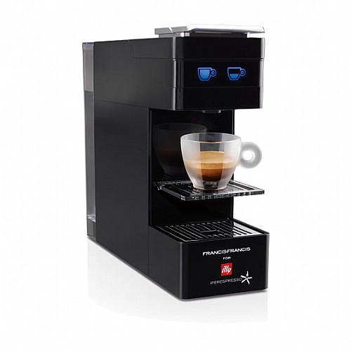 ����� ������ ���� ILLY FRANCIS ��� Y3